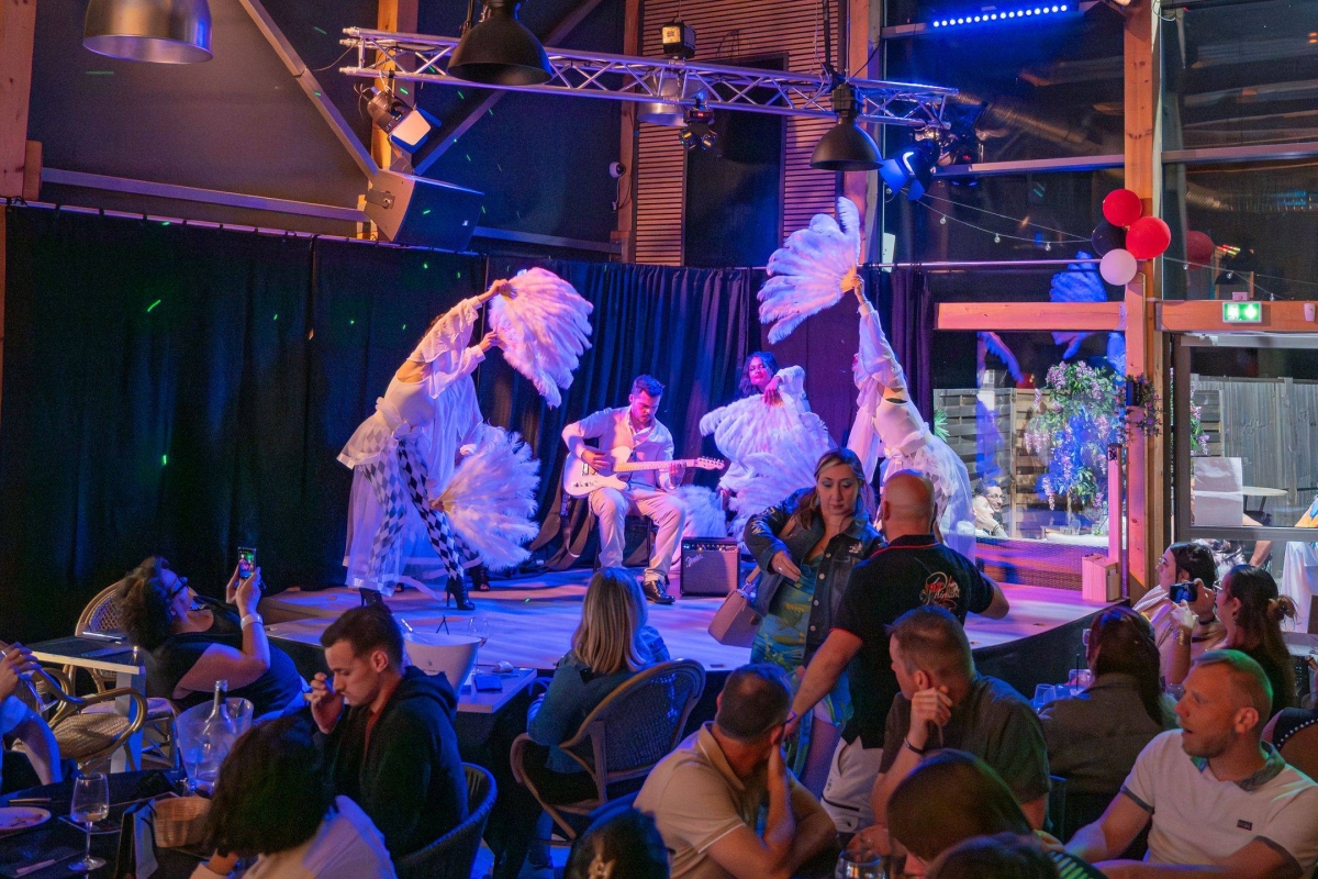 La Compagnie - Poz'Aimant - Restaurant Gilly-sur-Isère  - Restaurant Gilly sur Isère -  Spectacle Albertville